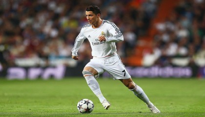 okooo|意甲联赛激战正酣，国际米兰领跑积分榜，尤文图斯紧追不舍