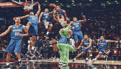 澳客网：足坛震撼！天价转会刷新纪录，超级巨星加盟豪门引发全球热议